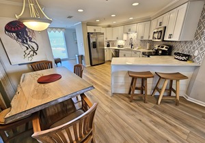 Golf cart. Remodeled condo! Westwinds 4727 Gulf front. Larger floorplan! june 6-9 open!