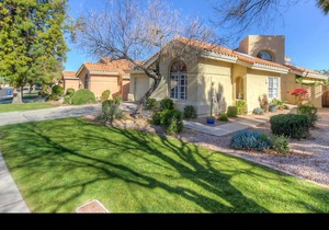Golf course view retreat in Mesa.