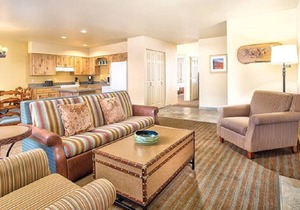 Golf Resort Condo ~ Running Y ~2 Bed/2 Bath (Sleeps 6) ~Pool~Hot Tub