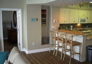 Gorgeous 2 Bedr Unit; Great Balc views; Beach Srvc Incl; Monthly Winter Rates.