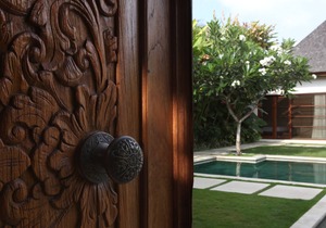 Gorgeous 2BR Villa Located Situated In Seminyak! - 5Min Walk To Eat Street!