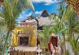 Gorgeous 3 Br Hacienda del Cuyo ground floor and Penthouse Beachfront, 2 Levels