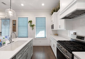 Gorgeous 4 bed/3.5 bath Home with Private Pool