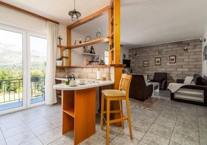 Gorgeous apartment in Gruda with WiFi