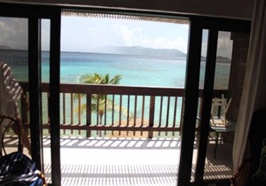 Gorgeous Beachfront Romantic Villa with the most breathtaking views!