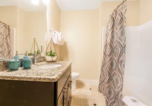 Gorgeous condo in Merchant Lofts by Hosteeva