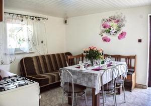 Gorgeous Home In Dzwirzyno With Wifi