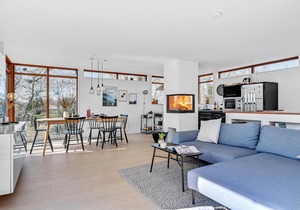 Gorgeous home in Grenaa with kitchen