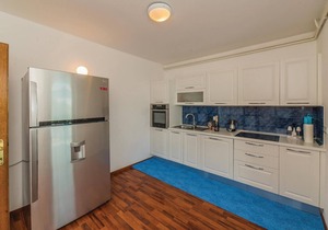 Gorgeous home in Povljana