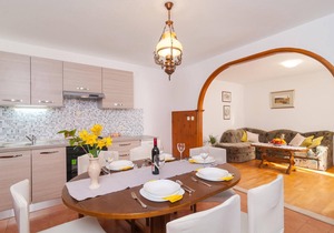 Gorgeous home in Pucisca with WiFi