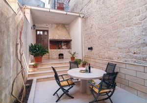 Gorgeous home in Pucisca with WiFi