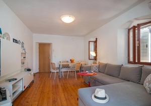 Gorgeous home in Pucisca with WiFi