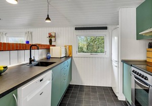 Gorgeous home in Toftlund with kitchen