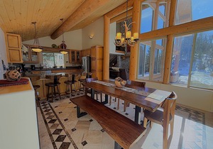 Gorgeous Home with Hot Tub & Private Pond just 2 Miles to Purgatory Ski Resort
