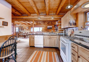 Gorgeous Log Cabin in Alta with Outdoor Hot Tub and Wood Burning Fireplace