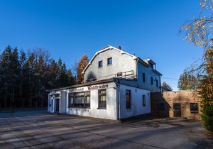 Gorgeous Mansion with Swimming Pool and Sauna in Büllingen