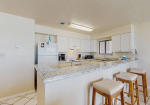 Gorgeous, Open Ground Floor Condo Gulf Front w/Large Patio. Beach Access