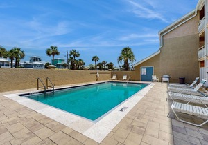 Gorgeous, Open Ground Floor Condo Gulf Front w/Large Patio. Beach Access