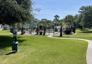 Gorgeous Pet Friendly First Floor Condo in Myrtlewood Villas