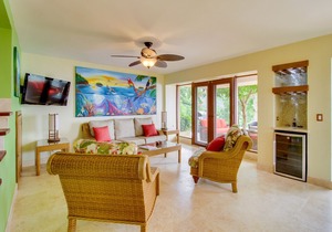 Gorgeous Resort Villa with Shared Pool, Amazing Ocean Views, and Beach Access