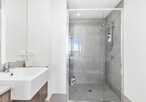 Gorgeous studio apartment opp Hospital
