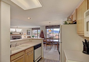 Gorgeous two bedroom Frisco condo. Unbeatable views of Lake Dillon.