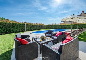 Gorgeous villa with private pool near Porec