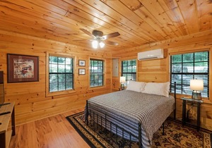 Grady's Hideaway in Trenton