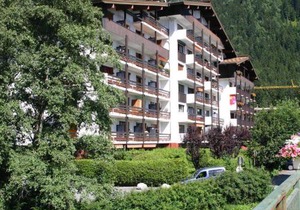 Grand 3 pièces à Chamonix avec balcon et parking - FR-1-517-15