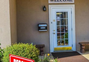 Grand Crowne Resort C Suite-619 Sq Ft-Can be combined with B 949 Sq Ft-