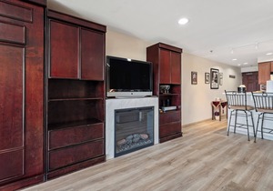 GrandView 106 - Luxury Waterfront Condo
