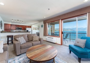 GrandView 302 - 2 Bedroom Waterfront condo