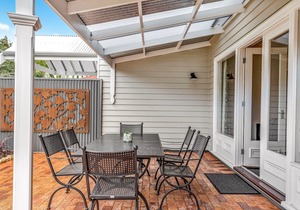 Grandview Accommodation - The Elm Tree Apartments