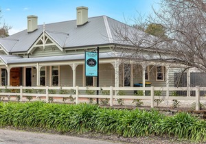 Grandview Accommodation - The Flaxley Apartments