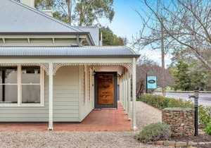 Grandview Accommodation - The Flaxley Apartments