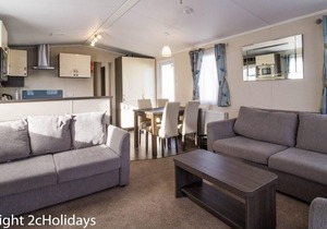Great 8 berth caravan for hire at Haven Hopton in Norfolk ref 80035T