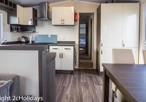Great 8 berth caravan for hire at Haven Hopton in Norfolk ref 80035T