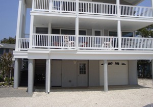 GREAT BEACH HOUSE OCEAN VIEWS