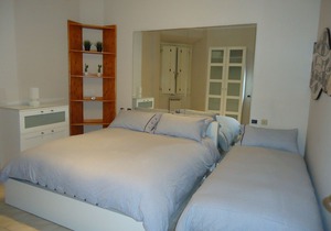 Great CENTRAL LOCATION Luxury Comfortable Romantic APARTMENT Fully Furnished
