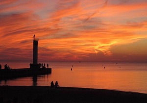 Great comfortable 1 bedroom cottage with loft for rent in Grand Bend