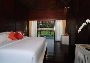 Great for couple, One-Bedroom Villa with Pool View