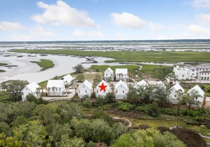“Great Heron” (3041 Southerly Way) 2 person creekside bungalow at Kiawah River