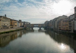 Great Location Just Infront of Pitti Palace
