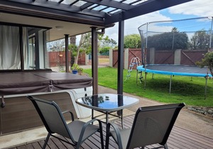 Great Matua Family Home