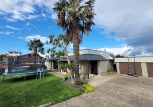 Great Matua Family Home