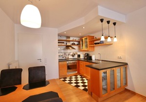 Great vacation apartment with balcony with sea view, sound of the surf & beach chair
