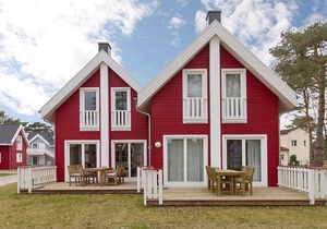Great vacation home with infrared sauna, fireplace and south-facing terrace - 700 m to the beach! -