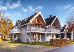 Great vacation home with infrared sauna, fireplace and south-facing terrace - 700 m to the beach! -