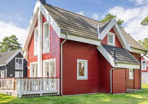 Great vacation home with south-facing terrace, sauna, whirlpool bath, wood-burning stove & parking space