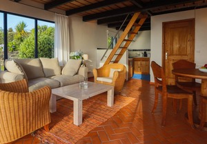 Green OceanView Relaxing Cottage